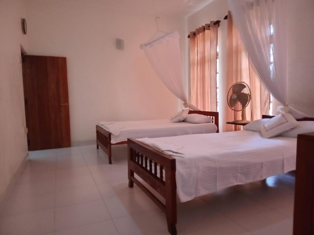 Ajanthas' Homestay Kandy Exterior photo
